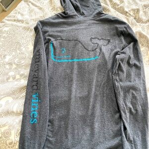 Men’s Vineyard Vines Longsleeve shirt with hood